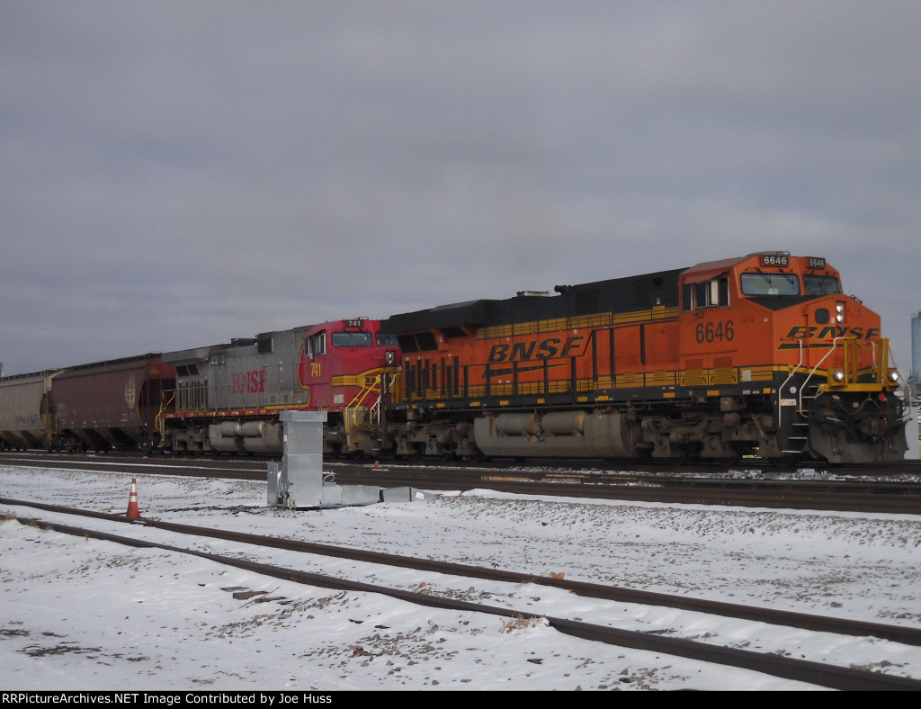 BNSF 6646 East